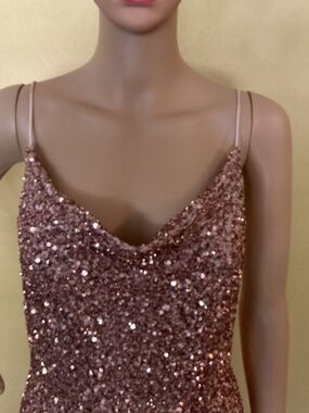 Alice and Olivia NWT Sequin Gown Dress Maxi Rose Gold Size 6